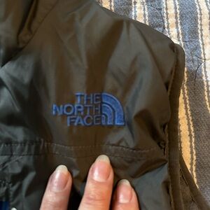 The North face youth large reversible vest